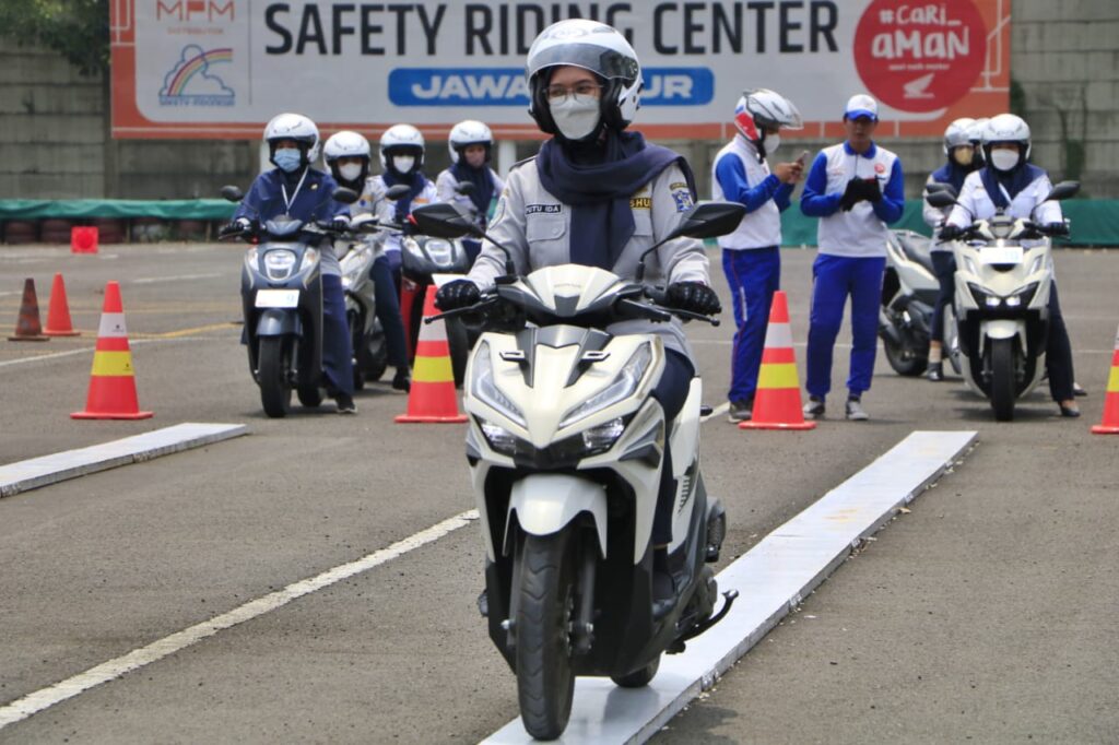 Pelatihan Safety Riding: Mengendarai Motor Tidak Seharusnya Jadi Menakutkan dan Berbahaya